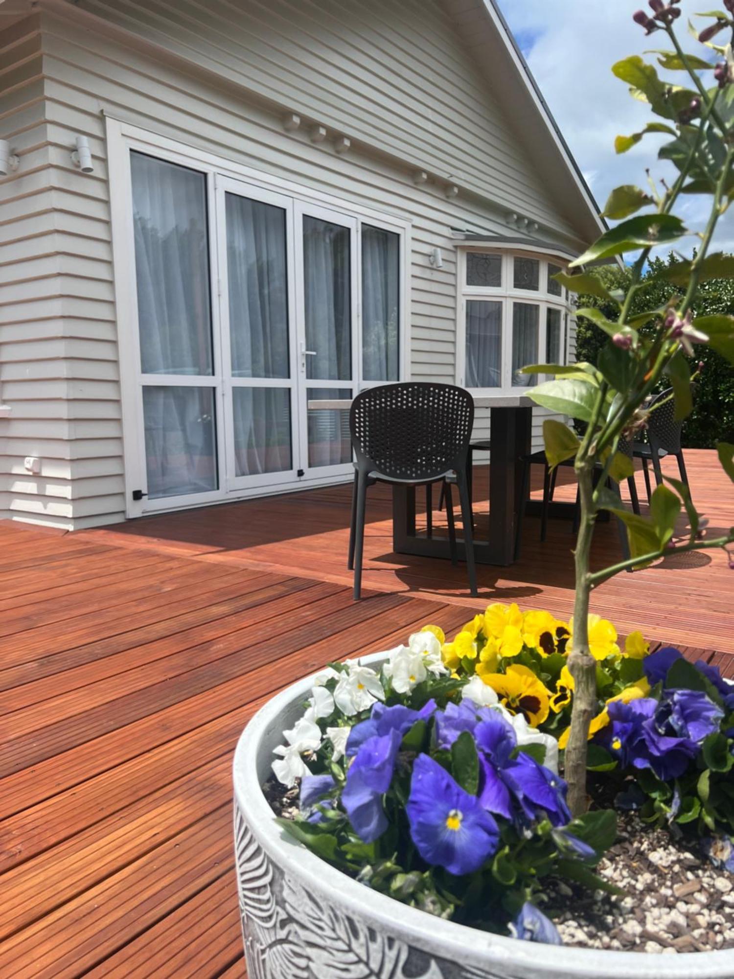 Pinot Villas Martinborough Exterior photo