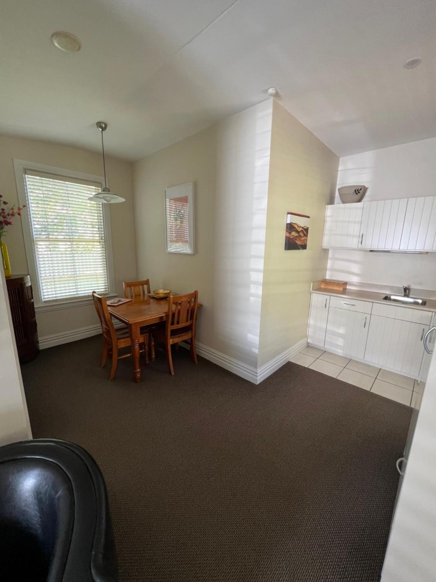 Pinot Villas Martinborough Exterior photo